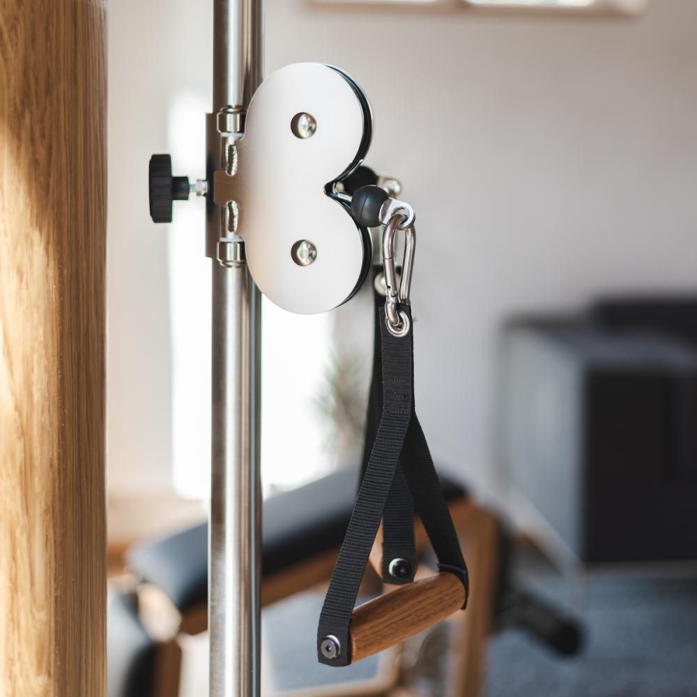 Height adjustable SlimBeam pulley