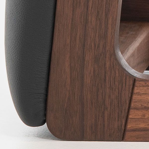 Premium wood finish on the NOHRD TriaTrainer